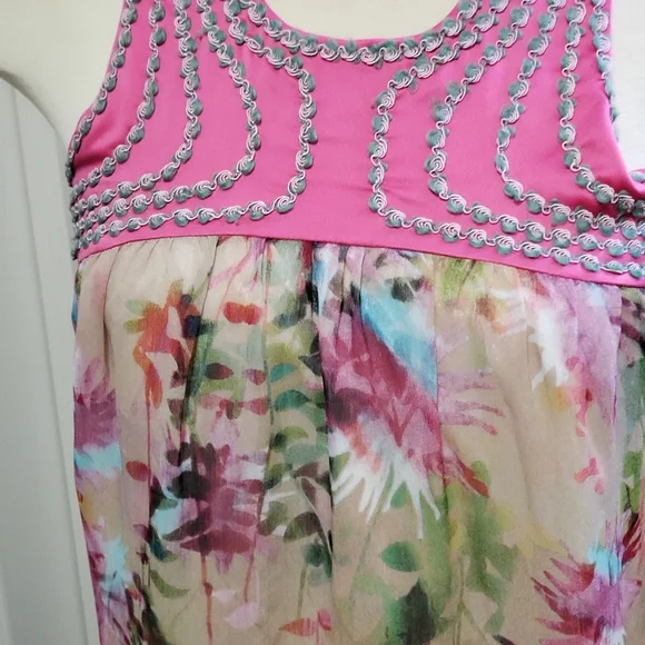 Dress - Picture 6 of 6